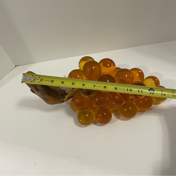 Vintage lucite grapes - Picture 5 of 6